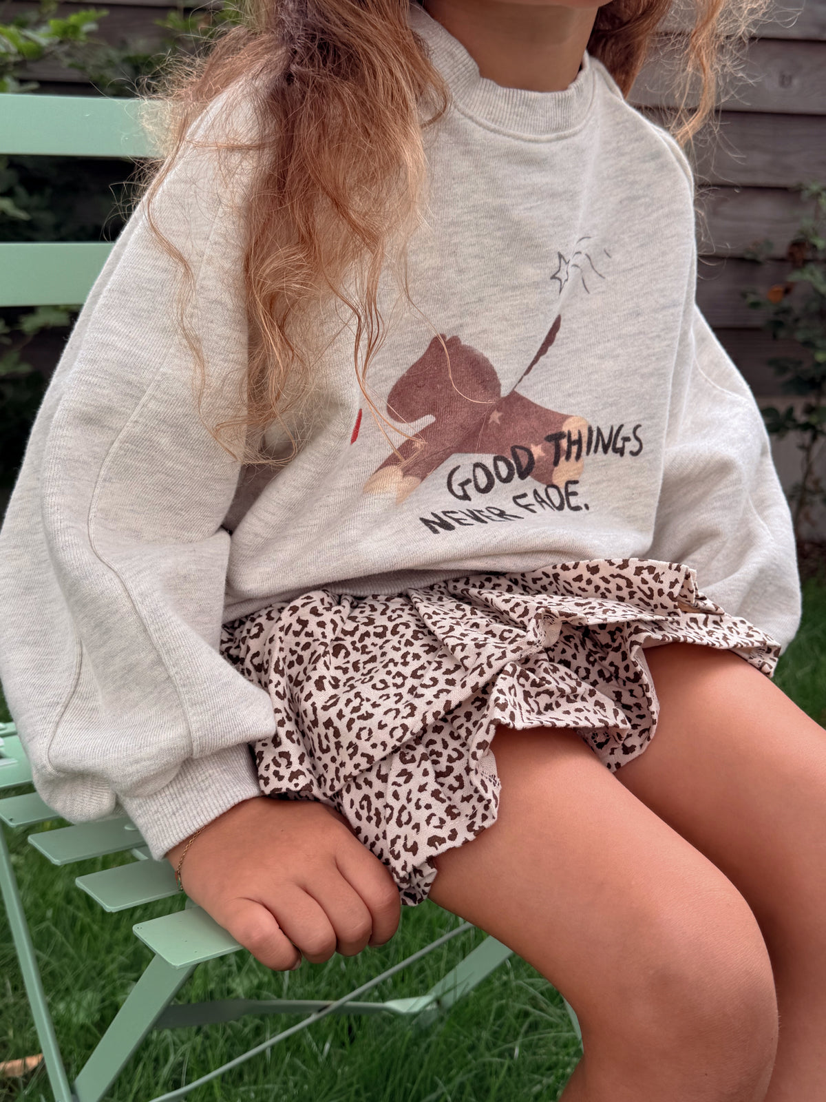 Shooting star sweatshirt