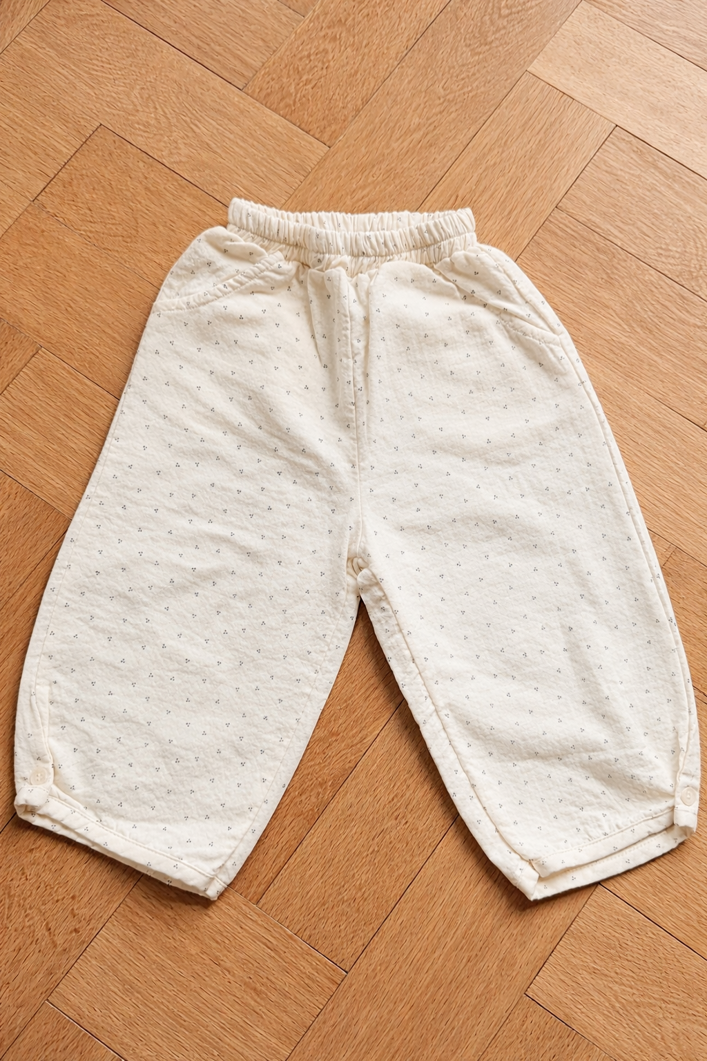 Dot pants
